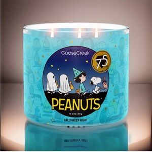 Goose Creek 3-Wick Candle- Peanuts Halloween Night (14.5 oz)